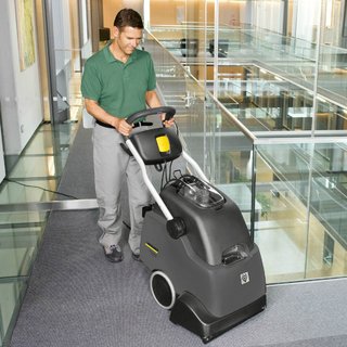 Upright Commercial Carpet Cleaner